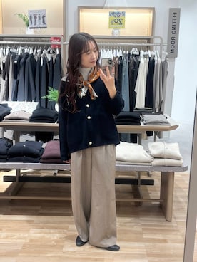 「アイテム（バンダナ/スカーフ）」を使った、cossyさん（レディース・155cm・30代）の秋コーディネート