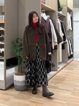 「アイテム（ノーカラージャケット）」を使った、cossyさん（レディース・155cm）の冬コーディネート