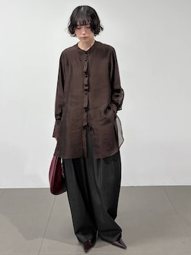 「Curensology（カレンソロジー）のCurensology(カレンソロジー)/＜C.S.G＞シルクミックスオーガンパールシャツ（シャツ/ブラウス、ブラウン系）」を使った、cl_shinoさん（レディース・159cm）の夏コーディネート