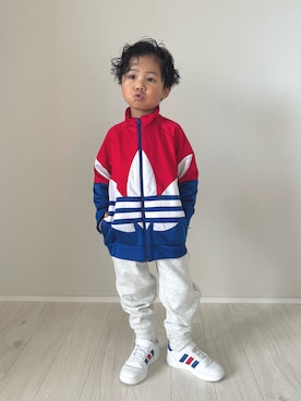 「アイテム（スウェットパンツ）」を使った、ouchan08さん（キッズ・100cm）の冬コーディネート