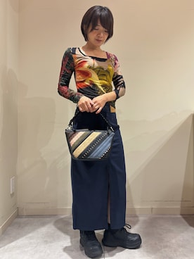 「Desigual（デシグアル）のアイテム（トップス）」を使った、Desigual 北九州STAFFさん（レディース・155cm）の秋コーディネート