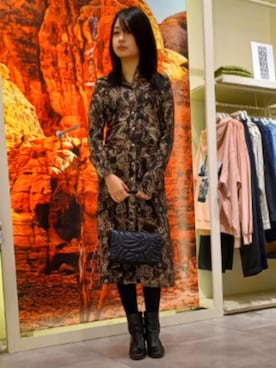 「Desigual（デシグアル）のアイテム」を使った、Desigual 北九州STAFFさん（レディース・165cm）の冬コーディネート