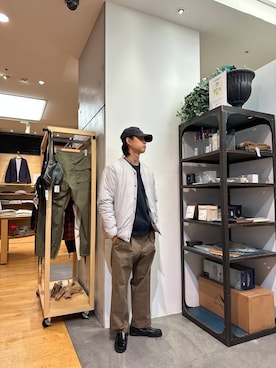 手崎善志さん（メンズ・177cm）の秋コーディネート