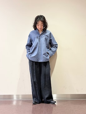 「かぐれ（カグレ）のハイツイストコットンレギュラーシャツ（シャツ/ブラウス、ブルー系）」を使った、**ai**さん（レディース・156cm）の春コーディネート