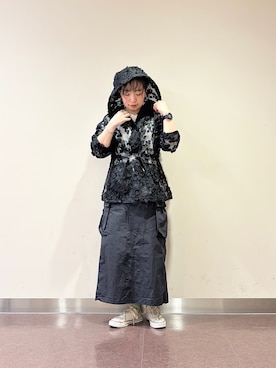 「URBAN RESEARCH DOORS（アーバンリサーチドアーズ）の『別注』Snow Peak Apparel×DOORS　 NYLON WASHER SKIRT（スカート、ブラック系）」を使った、**ai**さん（レディース・156cm）の春コーディネート