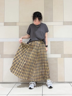 「URBAN RESEARCH DOORS（アーバンリサーチドアーズ）のNEW BALANCE　MR530（スニーカー、グレー系）」を使った、**ai**さん（レディース・156cm）の春コーディネート