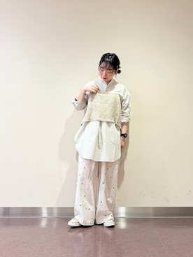 「かぐれ（カグレ）のツバメ刺繍イージーパンツ（その他パンツ、ホワイト系）」を使った、**ai**さん（レディース・156cm）の春コーディネート