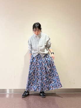 「かぐれ（カグレ）のコットンスウェットスタンドジップ（スウェット、グレー系）」を使った、**ai**さん（レディース・156cm）の春コーディネート