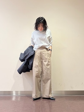 「URBAN RESEARCH DOORS（アーバンリサーチドアーズ）のソフトヒールパンプス（パンプス、ブラック系）」を使った、**ai**さん（レディース・156cm）の春コーディネート