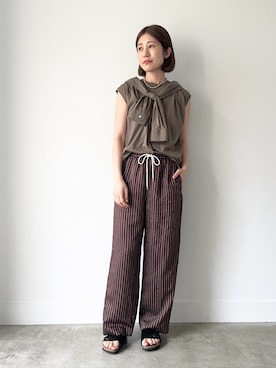 「夏秋ミックス」｜「アイテム（Tシャツ/カットソー）」を使った、erikaさん（レディース・163cm）の夏コーディネート
