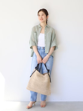 「羽織りシャツ」｜「アイテム（その他）」を使った、erikaさん（レディース・163cm）の春コーディネート