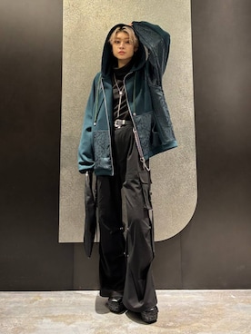 「アイテム（ウォレットチェーン）」を使った、mia4422hさん（レディース・166cm）の秋コーディネート