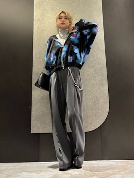 「アイテム（ウォレットチェーン）」を使った、mia4422hさん（レディース・166cm）の秋コーディネート