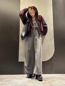 「アイテム（ウォレットチェーン）」を使った、mia4422hさん（レディース・166cm）の秋コーディネート