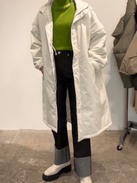 「アイテム（モッズコート、ホワイト系）」を使った、Lianさん（レディース・157cm）の秋コーディネート