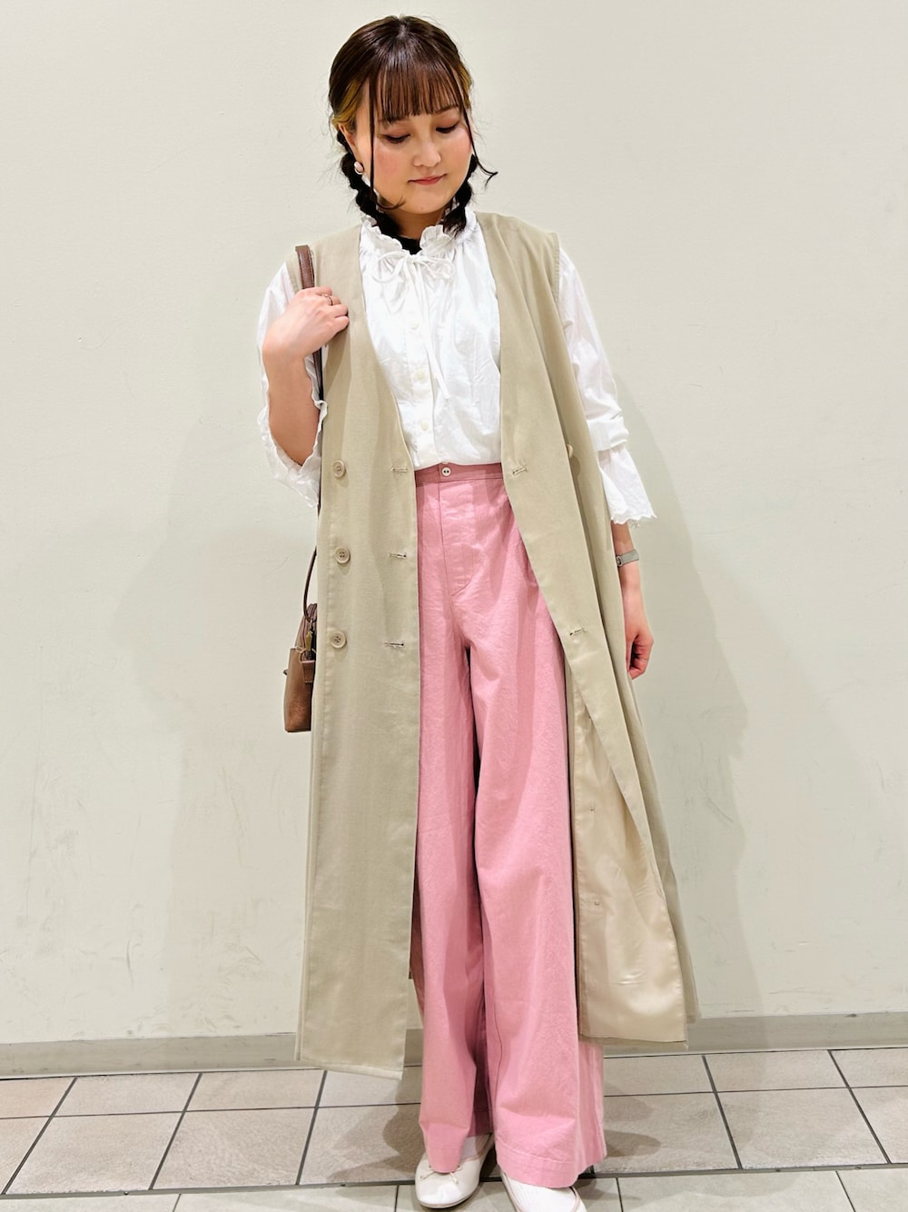 「春のNewスタイル、ゆべしコラボ、春、ゆべし、ゆべし×SamansaMos2、花見、花見コーデ、八王子、オクトーレ」｜「Samansa Mos2のアイテム（パンツ、ピンク系）」を使った、なっちゃんさん（レディース・161cm）の春コーディネートの1枚目の写真