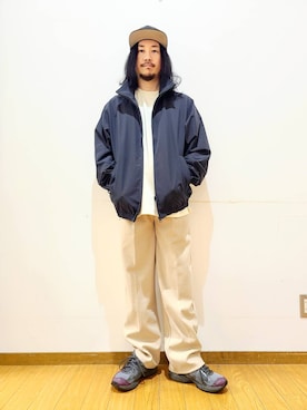 「撥水」｜「アイテム（スラックス）」を使った、アライタカノリさん（メンズ・164cm）の秋コーディネート