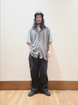 「ITEMS URBANRESEARCH（アイテムズ アーバンリサーチ）の『接触冷感/速乾/イージーケア』WINDY MESH ジップポケットパンツ（その他パンツ、ブルー系）」を使った、アライタカノリさん（メンズ・164cm）の夏コーディネート