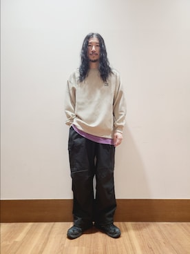 「ITEMS URBANRESEARCH（アイテムズ アーバンリサーチ）の刺繍ジャカードロングスリーブカットソー（Tシャツ/カットソー、ベージュ系）」を使った、アライタカノリさん（メンズ・164cm）の秋コーディネート
