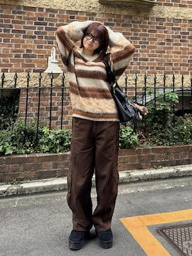「アイテム（カーゴパンツ）」を使った、SAKURAさん（レディース・161cm）の秋コーディネート