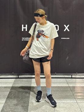 「NIKE（ナイキ）のアイテム（Tシャツ/カットソー）」を使った、SAKURAさん（レディース・160cm）の夏コーディネート