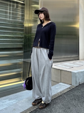 「アイテム（ベルト）」を使った、SAKURAさん（レディース・161cm）の秋コーディネート