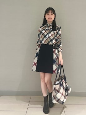 「アイテム（ポーチ）」を使った、ブルーレーベル・クレストブリッジ公式さん（レディース・165cm）の秋コーディネート