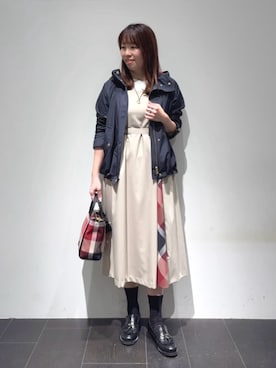 ブルーレーベル・クレストブリッジ公式さん（レディース・163cm）の春コーディネート