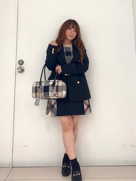 「アイテム（キーケース/キーアクセサリー）」を使った、ブルーレーベル・クレストブリッジ公式さん（レディース・152cm）の秋コーディネート