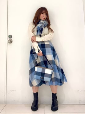 ブルーレーベル・クレストブリッジ公式さんのコーディネート