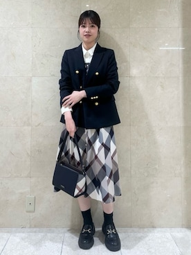 「BLUE LABEL CRESTBRIDGE（ブルーレーベルクレストブリッジ）のアイテム」を使った、ブルーレーベル・クレストブリッジ公式さん（レディース・167cm）の春コーディネート