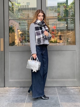 「アイテム（ノーカラージャケット、グレー系）」を使った、ブルーレーベル・クレストブリッジ公式さん（レディース・160cm）の秋コーディネート