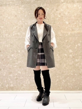 「BLUE LABEL CRESTBRIDGE（ブルーレーベルクレストブリッジ）のニットベスト付きカットソー（ニット/セーター）」を使った、ブルーレーベル・クレストブリッジ公式さん（レディース・154cm）の秋コーディネート