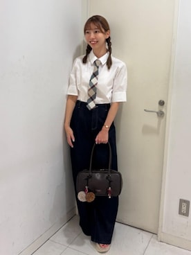 「アイテム（キーホルダー）」を使った、ブルーレーベル・クレストブリッジ公式さん（レディース・159cm）の夏コーディネート