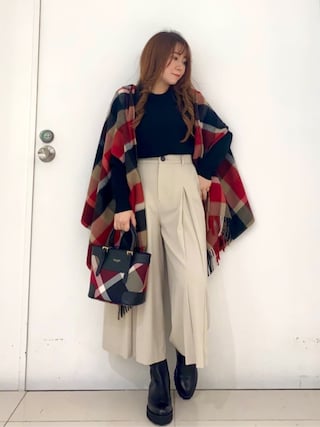 BLUE LABELCRESTBRIDGE　レッドリバーシブルポンチョ BLUE LABELCRESTBRIDGE レッドリバーシブルポンチョ