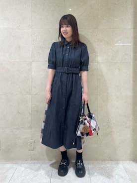 「アイテム（キーケース/キーアクセサリー）」を使った、ブルーレーベル・クレストブリッジ公式さん（レディース・167cm）の秋コーディネート