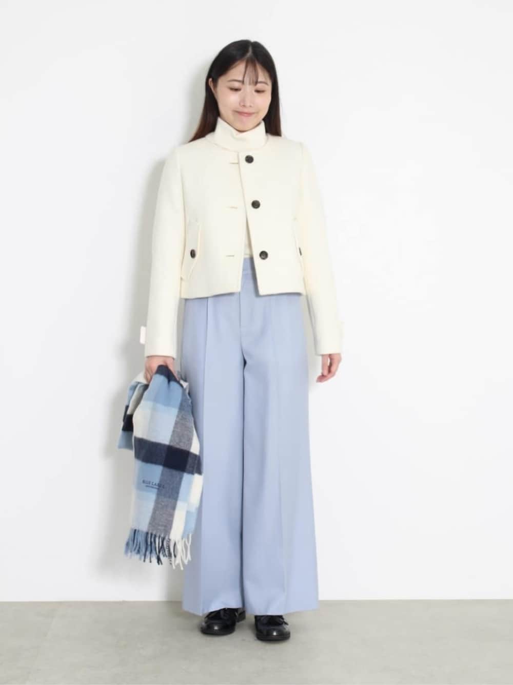 ブルーレーベルクレストブリッジ オフホワイトのウールショートジャケット 38 ブルーレーベル・クレストブリッジ公式(ブルーレーベル/ブラック