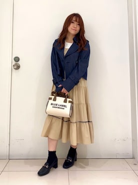 「アイテム（トレンチコート）」を使った、ブルーレーベル・クレストブリッジ公式さん（レディース・152cm）の夏コーディネート