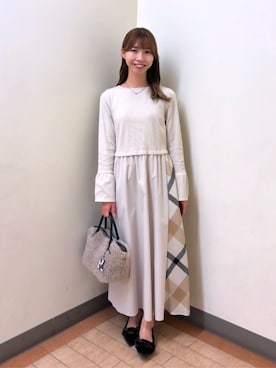「秋のコーデ」｜「アイテム（財布/小物）」を使った、ブルーレーベル・クレストブリッジ公式さん（レディース・159cm）の秋コーディネート