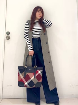 ブルーレーベル・クレストブリッジ公式さんのコーディネート