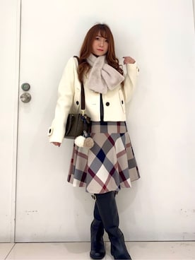 「アイテム（ノーカラージャケット）」を使った、ブルーレーベル・クレストブリッジ公式さん（レディース・152cm）の冬コーディネート