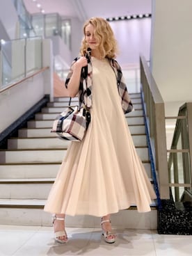 ブルーレーベル・クレストブリッジ公式さんのコーディネート
