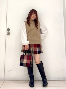 「BLUE LABEL CRESTBRIDGE（ブルーレーベルクレストブリッジ）のニットベスト付きカットソー（ニット/セーター）」を使った、ブルーレーベル・クレストブリッジ公式さん（レディース・152cm）の秋コーディネート