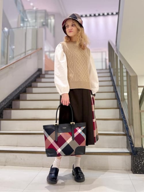 新品　未使用　ブルーレーベルクレストブリッジ　バケットハット　レッド　チェック ブルーレーベル・クレストブリッジ BLUE LABEL CRESTBRIDGE クレスト