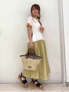 ブルーレーベル・クレストブリッジ公式さんのコーディネート