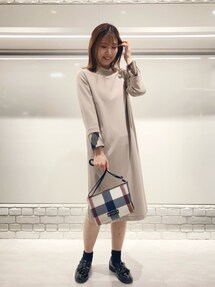 ブルーレーベルクレストブリッジ　素敵なプルオーバー　新品　38 ブルーレーベルクレストブリッジ ボルターネック カットソー