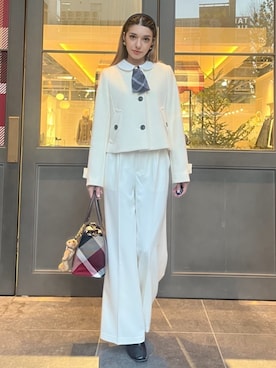 「BLUE LABEL CRESTBRIDGE（ブルーレーベルクレストブリッジ）のアイテム」を使った、ブルーレーベル・クレストブリッジ公式さん（レディース・161cm）の春コーディネート