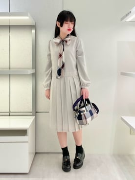 ブルーレーベル・クレストブリッジ公式さんのコーディネート
