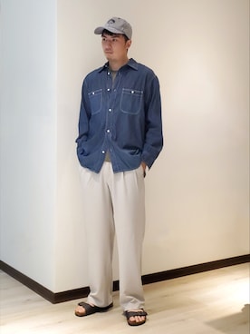「SENSE OF PLACE by URBAN RESEARCH（センスオブプレイスバイアーバンリサーチ）のベーシックロゴシシュウキャップ（キャップ）」を使った、mads Kaoさん（メンズ・178cm）の春コーディネート
