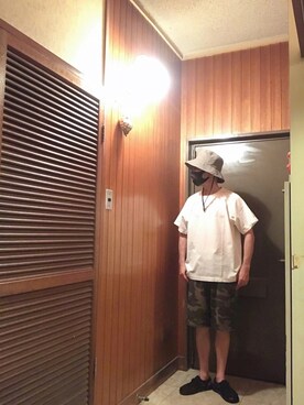 「Champion（チャンピオン）の【Champion】アドベンチャーハット（ハット、グリーン系）」を使った、貂-ten-さん（メンズ）の夏コーディネート